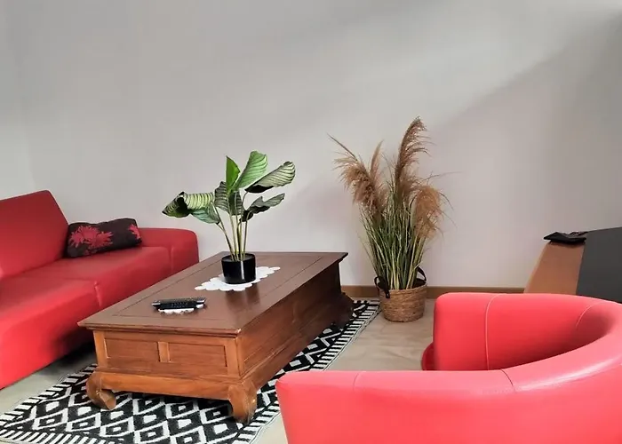 Maison A 8 Min De Saint En Lieu Calme Proche Nature Lacs, Foret, Parcs