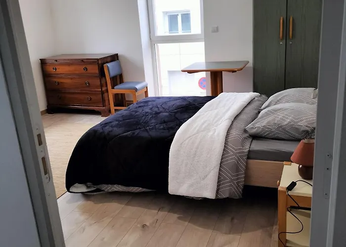 Appartement Maison A 8 Min De Saint En Lieu Calme Proche Nature Lacs, Foret, Parcs